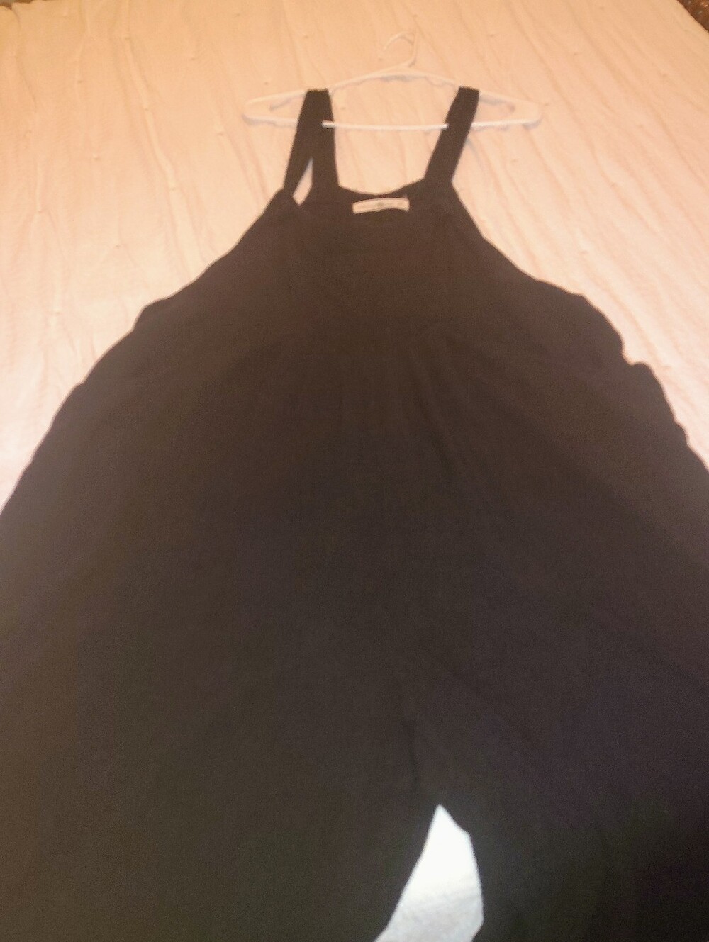 NATURAL LIFE Black Wide-Leg Tie-Strap Jumpsuit with Pockets- Carrington! - Picture 3 of 10